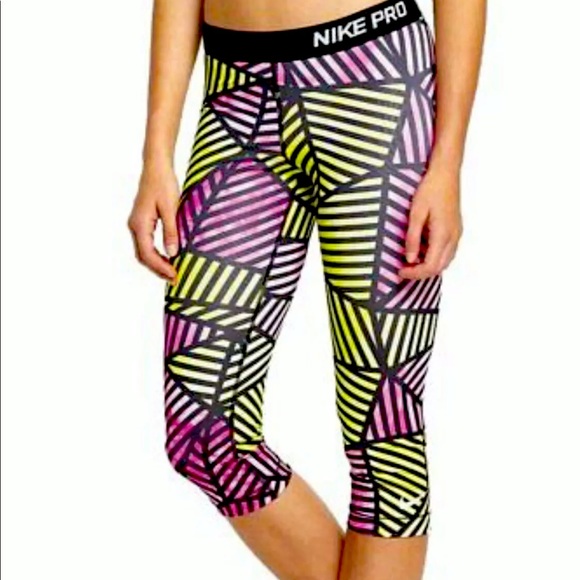 nike compression capris